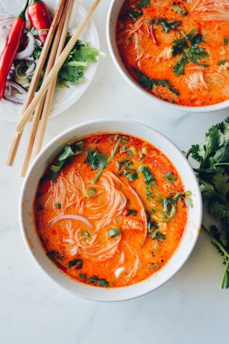 15-Minute Coconut Curry Noodle Soup